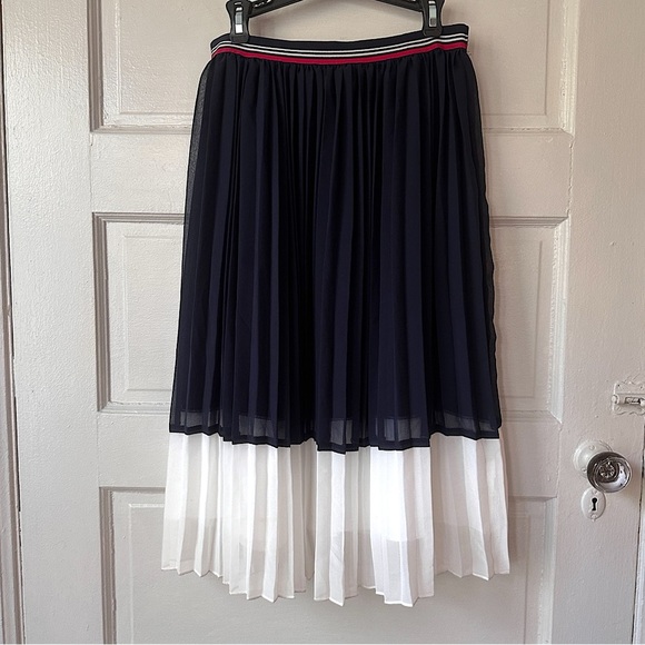 Tommy Hilfiger Women’s Skirt XS Micro Pleated A-Line Knee Length Preppy Classic - Picture 14 of 15